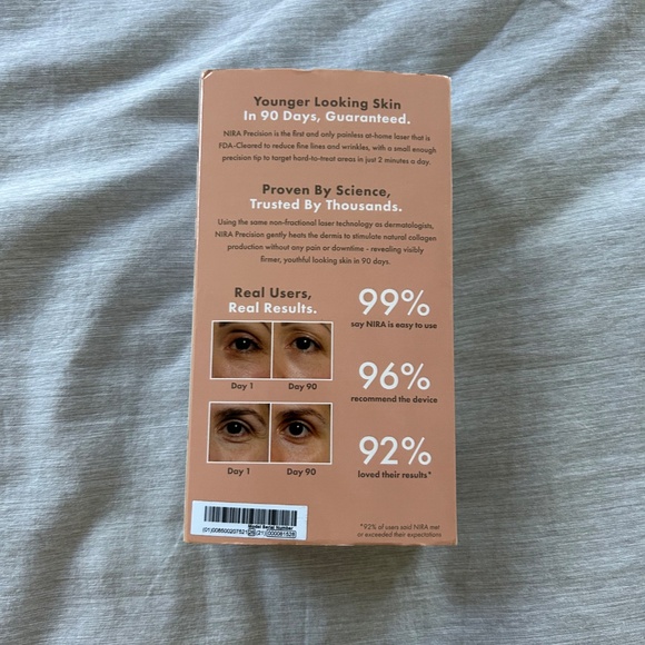 NIRA Precision Laser Anti-wrinkle Device - Picture 2 of 5